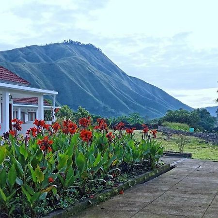 Rinjani Hill Hotel Sembalunlawang Buitenkant foto
