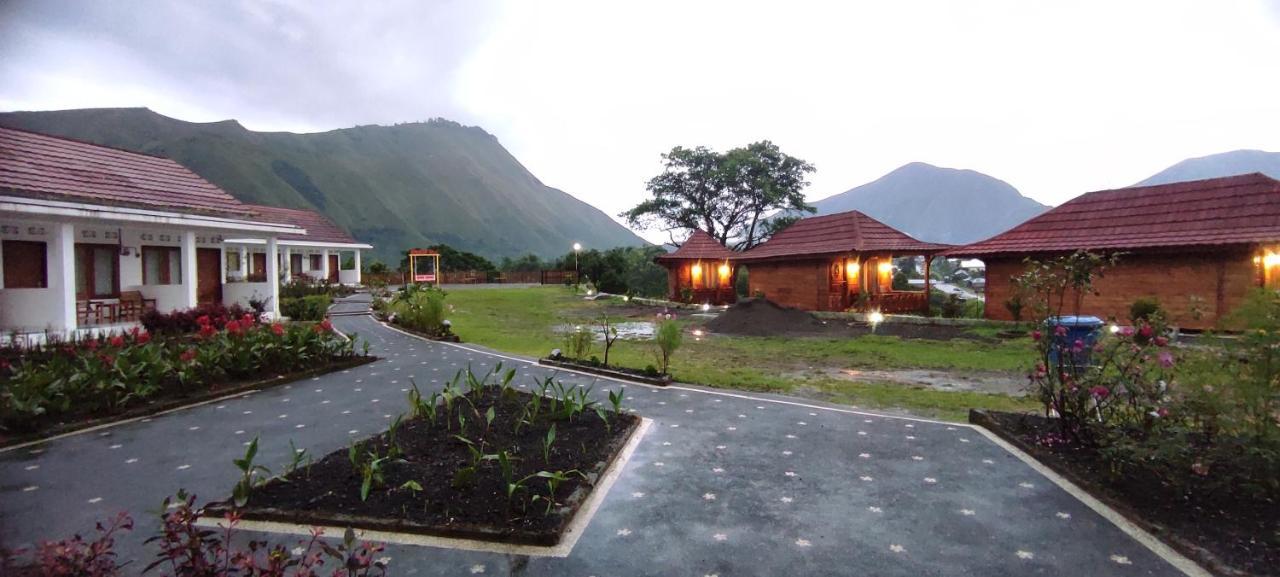 Rinjani Hill Hotel Sembalunlawang Buitenkant foto