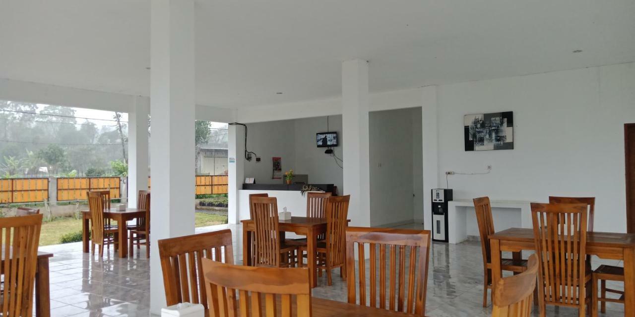 Rinjani Hill Hotel Sembalunlawang Buitenkant foto