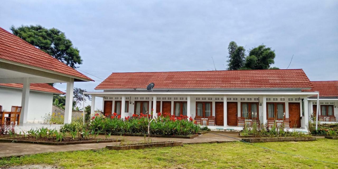 Rinjani Hill Hotel Sembalunlawang Buitenkant foto